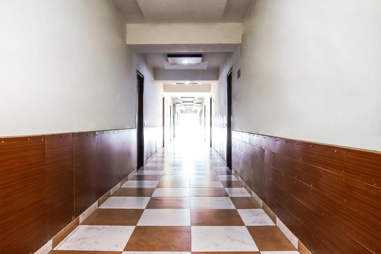 Oyo 18895 Hotel Kartikay Grand Hisār Extérieur photo