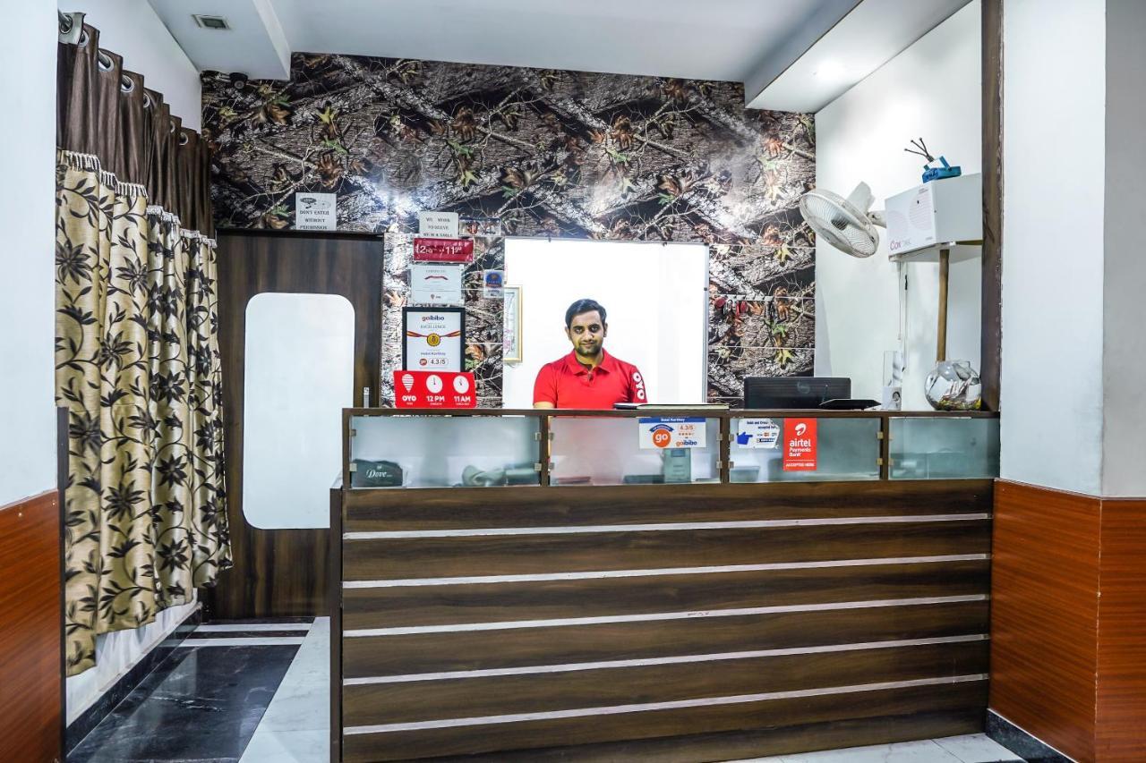 Oyo 18895 Hotel Kartikay Grand Hisār Extérieur photo